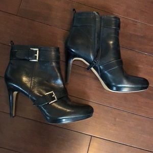 Nine West Electric Ankle Boot Beautiful 10 buckles